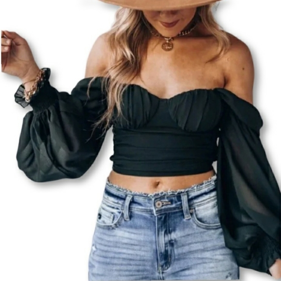 privy Tops - Black mesh ruched top with sleeves